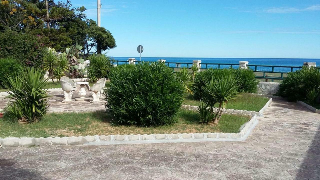 Villa Ada Casa Vacanze Торре-Спеккья-Руджери Экстерьер фото